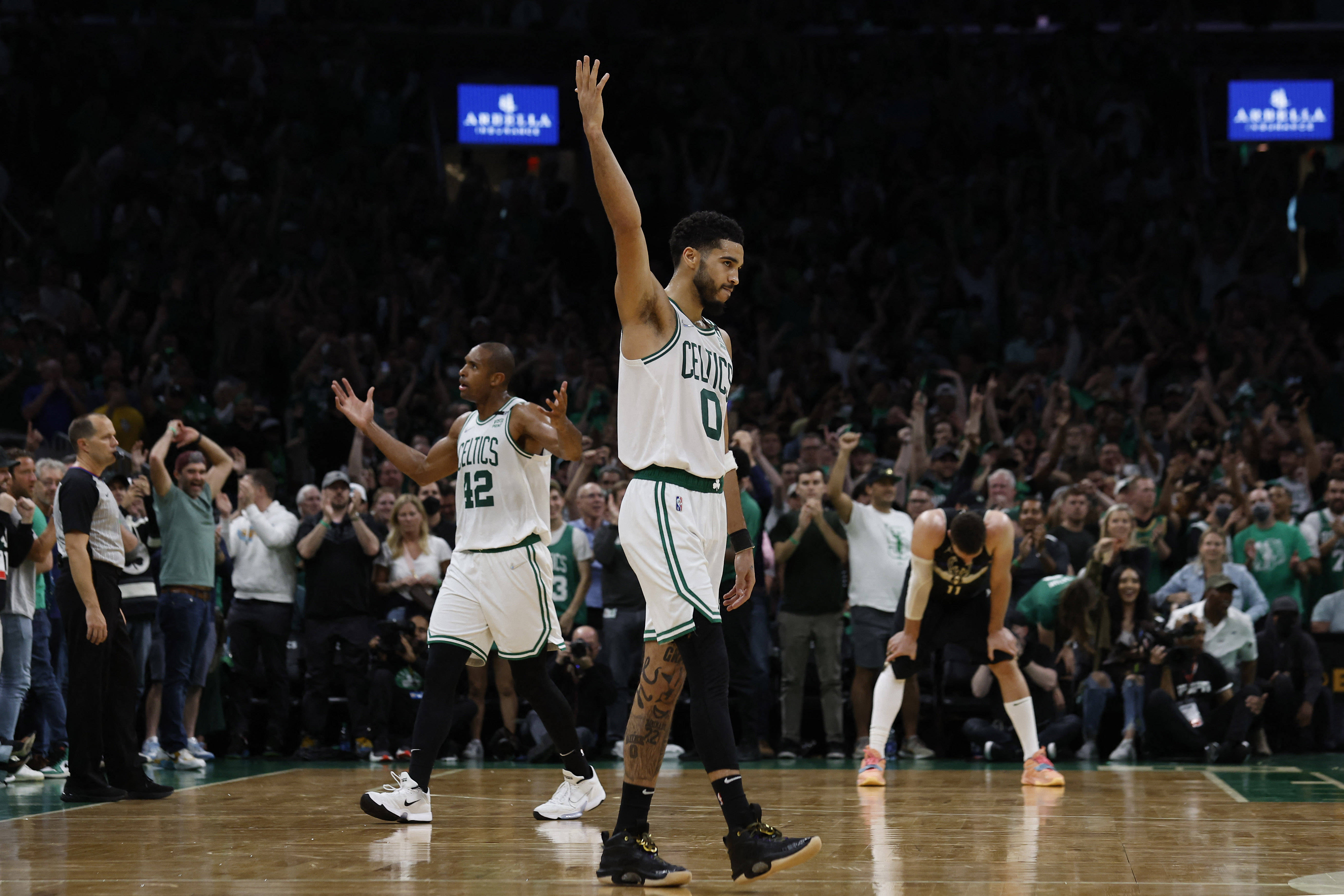 爱游戏官网网页版入口-关于集结日意大利杯传出新动向，密尔沃基雄鹿豪取连胜，管理层表态——底气十足，赛季目标并未改变的信息